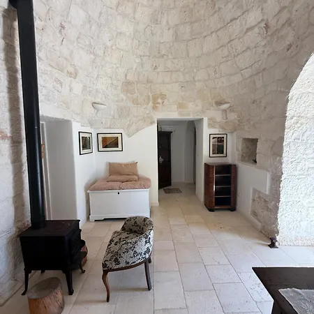 Semesterbostad Exclusive Trullo With Pool Cisternino