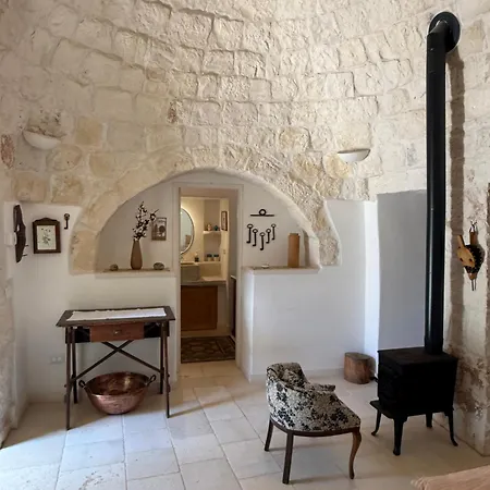 Semesterbostad Exclusive Trullo With Pool Cisternino
