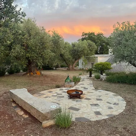 Exclusive Trullo With Pool Dom wakacyjny Cisternino