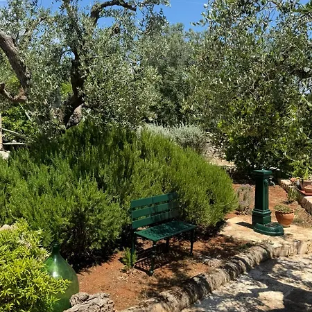 Dom wakacyjny Exclusive Trullo With Pool