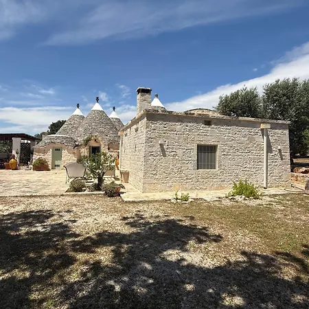 Exclusive Trullo With Pool בית נופש *