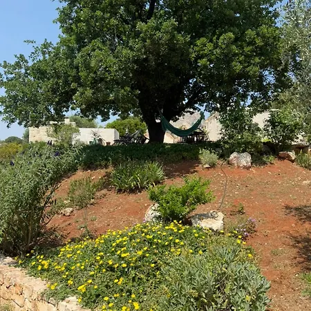 Exclusive Trullo With Pool בית נופש