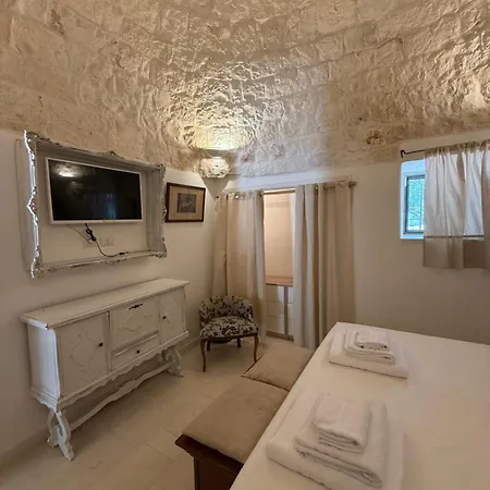 Exclusive Trullo With Pool Cisternino