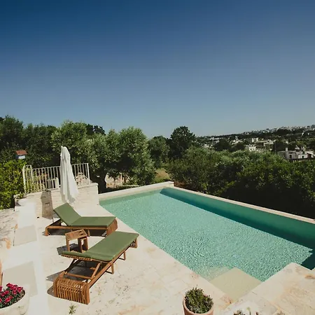 Exclusive Trullo With Pool בית נופש